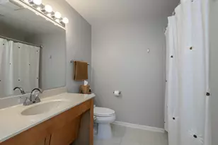 3930 S Lake Dr, Saint Francis, WI 53235 - Photo 15