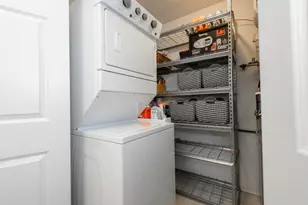 3930 S Lake Dr, Saint Francis, WI 53235 - Photo 17