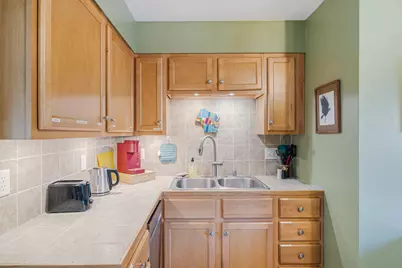 304  Center Ave #1, Sheboygan, WI 53081 - Photo 9