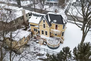 1407 Michigan Ave, Manitowoc, WI 54220 - Photo 5