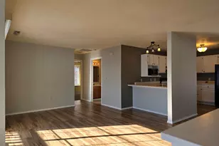 903 Fox Creek Dr, Watertown, WI 53098 - Photo 5