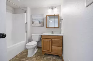 300 Foxwood Dr, Racine, WI 53185 - Photo 17