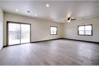 1322  Kettle Dr, Kewaskum, WI 53040 - Photo 3