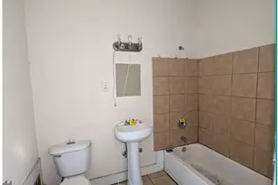 2417 W Greenfield Ave, Milwaukee, WI 53204 - Photo 29