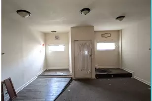 2417 W Greenfield Ave, Milwaukee, WI 53204 - Photo 11