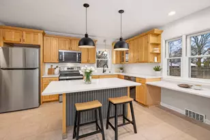 5873 N Santa Monica Blvd, Whitefish Bay, WI 53217 - Photo 5