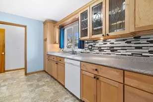 2211 Hawthorne Ave, Janesville, WI 53545 - Photo 13