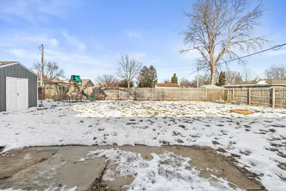 2211  Hawthorne Ave, Janesville, WI 53545 - Photo 5