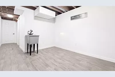 10431 W Sylvia St, Milwaukee, WI 53224 - Photo 21