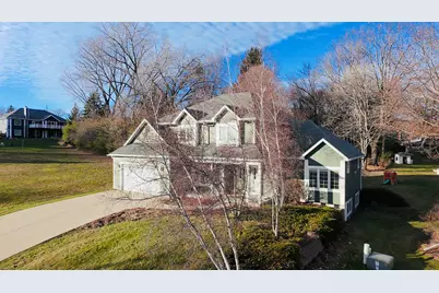 1910  Valley Ct, Grafton, WI 53024 - Photo 29