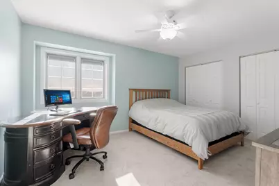 1910  Valley Ct, Grafton, WI 53024 - Photo 17