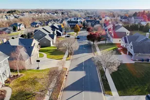 1910 Valley Ct, Grafton, WI 53024 - Photo 31