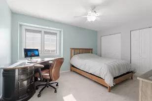 1910 Valley Ct, Grafton, WI 53024 - Photo 15