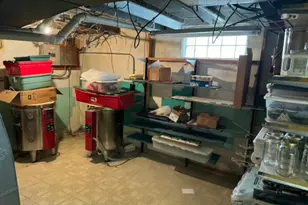 2573 S 76th St, West Allis, WI 53219 - Photo 15