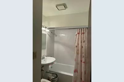 2573 S 76th St, West Allis, WI 53219 - Photo 13