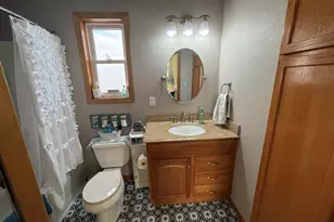 2122 Lincoln St, Two Rivers, WI 54241 - Photo 9