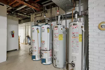 8216 W North Ave, Wauwatosa, WI 53213 - Photo 57