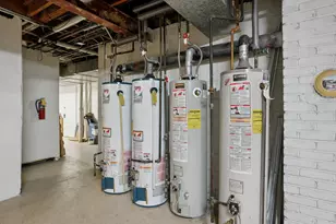 8216 W North Ave, Wauwatosa, WI 53213 - Photo 57