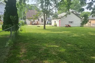 136 Gould St, Beaver Dam, WI 53916 - Photo 7