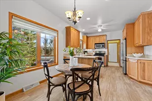 N58W5232 Highland Crossings Cir, Cedarburg, WI 53012 - Photo 23