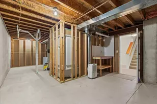 N58W5232 Highland Crossings Cir, Cedarburg, WI 53012 - Photo 47