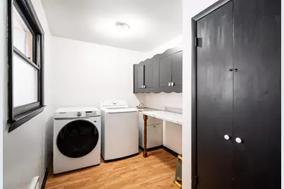 2434 S 118th St, West Allis, WI 53227 - Photo 13