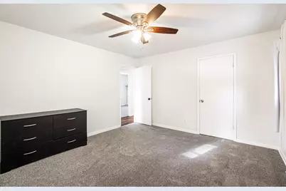 2434 S 118th St, West Allis, WI 53227 - Photo 23