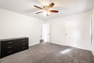 2434 S 118th St, West Allis, WI 53227 - Photo 23