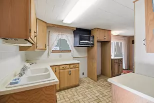 1324 W Green Lake Dr, Farmington, WI 53090 - Photo 7