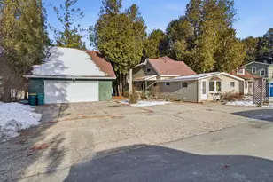 1324 W Green Lake Dr, Farmington, WI 53090 - Photo 19