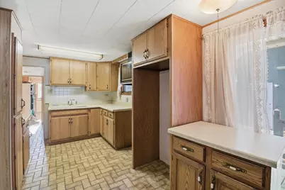 1324 W Green Lake Dr, Farmington, WI 53090 - Photo 9