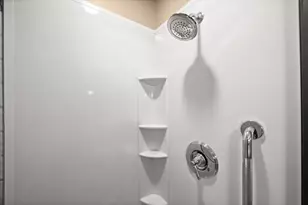 1618 W Eastbrook Ct, Mequon, WI 53092 - Photo 35