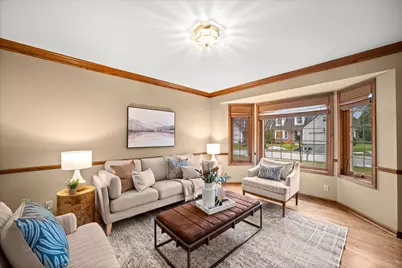 1618 W Eastbrook Ct, Mequon, WI 53092 - Photo 3