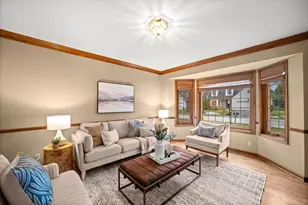 1618 W Eastbrook Ct, Mequon, WI 53092 - Photo 3