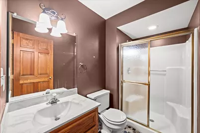 1618 W Eastbrook Ct, Mequon, WI 53092 - Photo 37