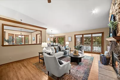 1618 W Eastbrook Ct, Mequon, WI 53092 - Photo 9