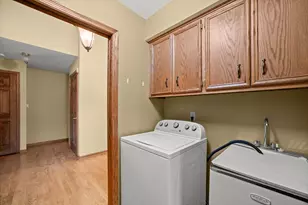 1618 W Eastbrook Ct, Mequon, WI 53092 - Photo 39