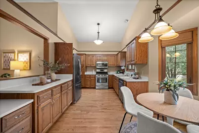 1618 W Eastbrook Ct, Mequon, WI 53092 - Photo 21