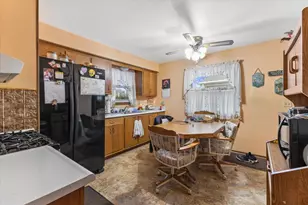 3400 Kentucky St, Racine, WI 53405 - Photo 7