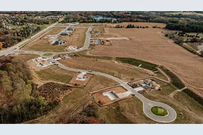 401  Ingleside Ct #Lt44, Dousman, WI 53118 - Photo 5