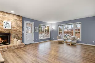 5375 S Allenwood Ln, Hales Corners, WI 53130 - Photo 7