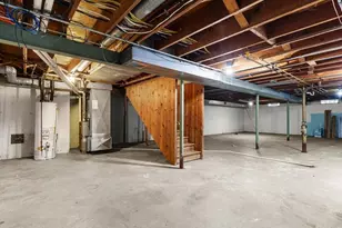 5375 S Allenwood Ln, Hales Corners, WI 53130 - Photo 15