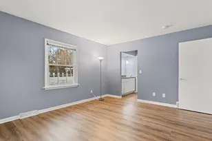 5375 S Allenwood Ln, Hales Corners, WI 53130 - Photo 11