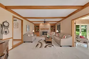 11811 N Lantern Ln, Mequon, WI 53092 - Photo 25