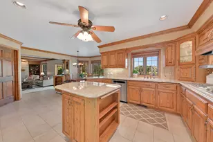 11811 N Lantern Ln, Mequon, WI 53092 - Photo 23
