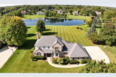 11811 N Lantern Ln, Mequon, WI 53092 - Photo 1