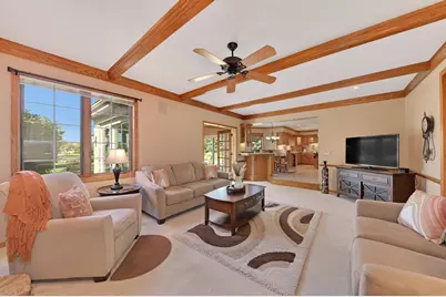 11811 N Lantern Ln, Mequon, WI 53092 - Photo 25