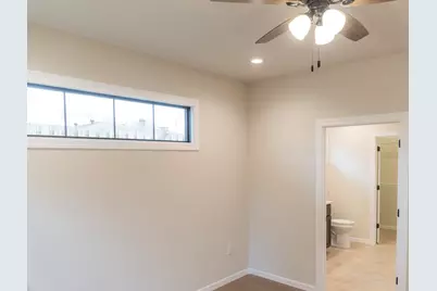 618  Johnson Pl, Onalaska, WI 54650 - Photo 15