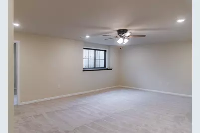 619  Johnson Pl, Onalaska, WI 54650 - Photo 21