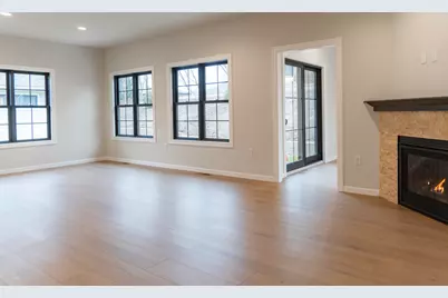 620  Johnson Pl, Onalaska, WI 54650 - Photo 7